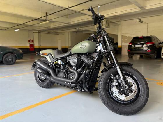 HARLEY-DAVIDSON SOFTAIL FAT BOB 114 